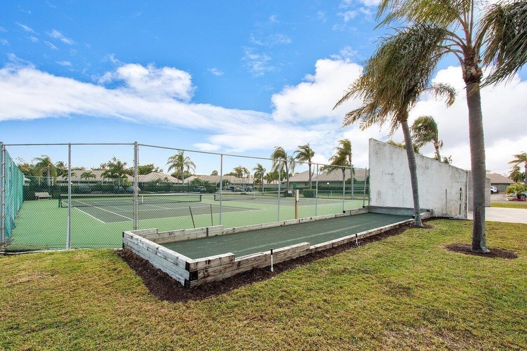1127 E Seminole Avenue - Photo 37