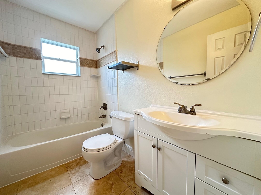 5811 Ne 14th Road - Photo 18