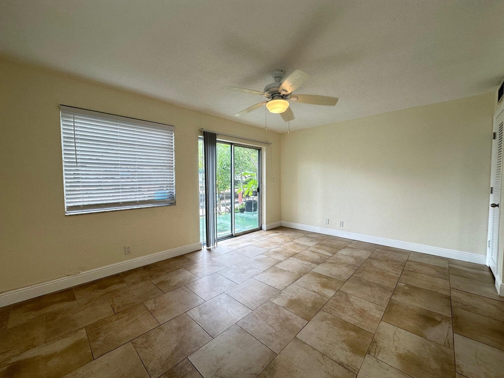 5811 Ne 14th Road - Photo 16