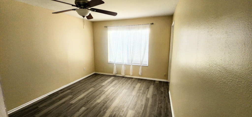 431 Se Dalva Avenue - Photo 4