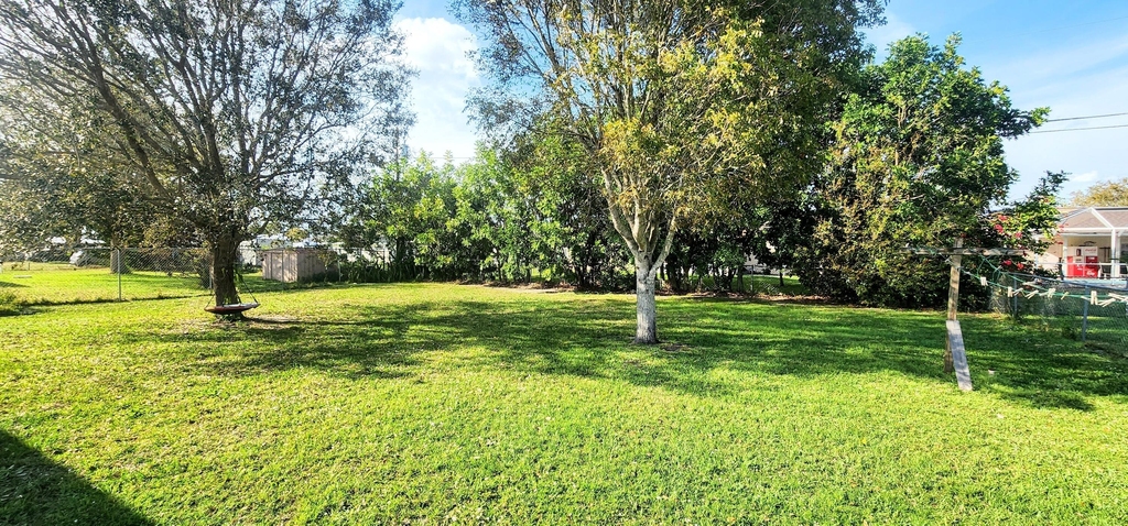 431 Se Dalva Avenue - Photo 8