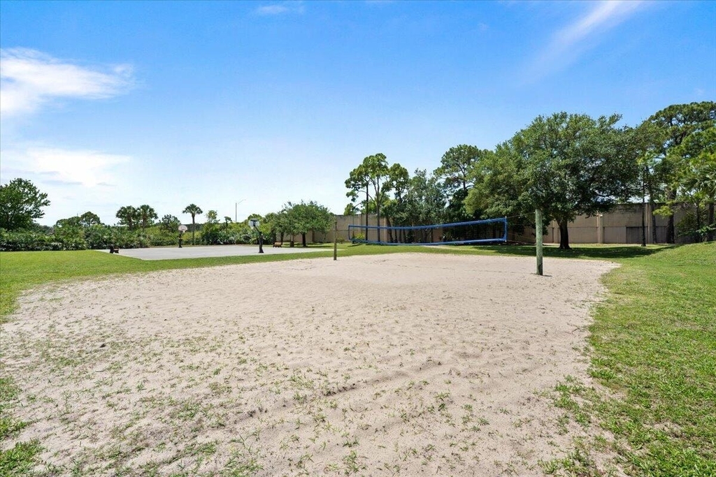 6077 Francis Street - Photo 37