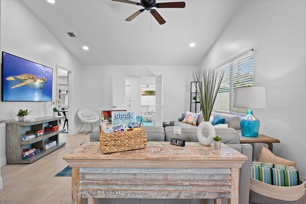 6075 Francis Street - Photo 5