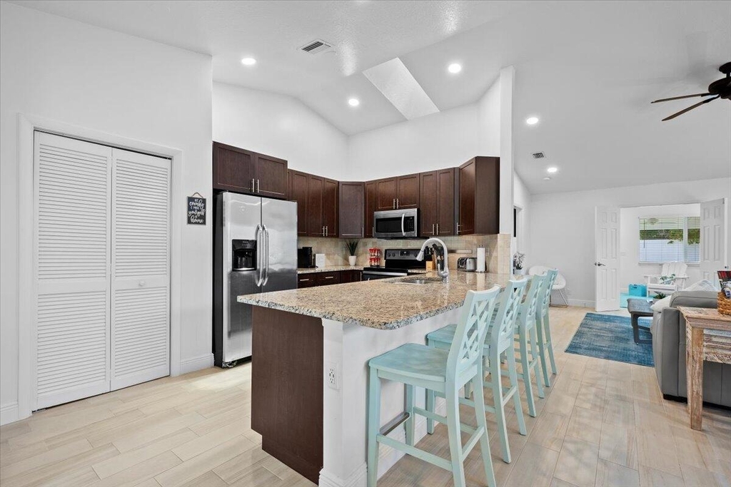6075 Francis Street - Photo 2