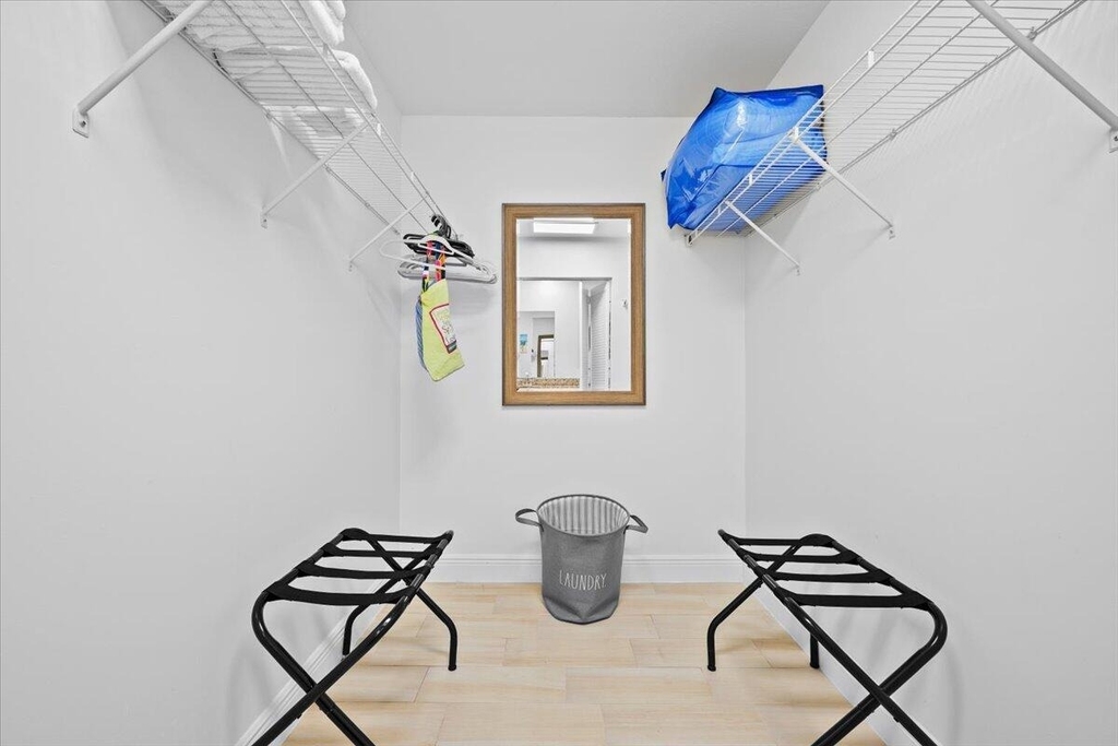 6075 Francis Street - Photo 17
