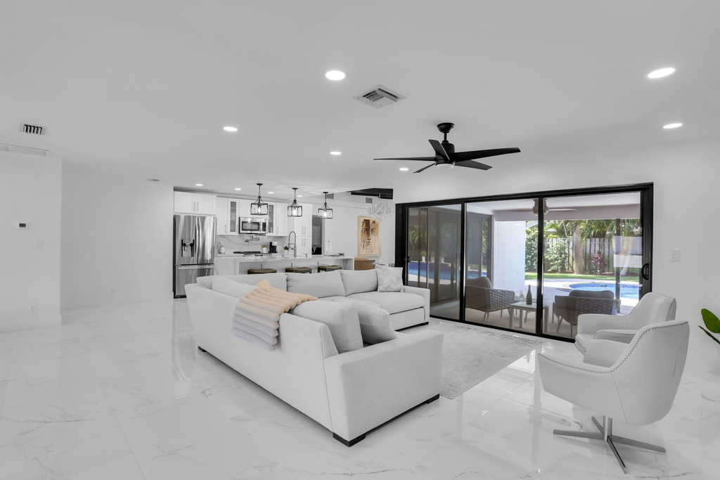 1225 Nw 15th Street - Photo 5
