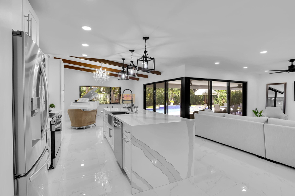 1225 Nw 15th Street - Photo 4