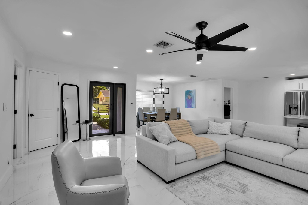 1225 Nw 15th Street - Photo 6
