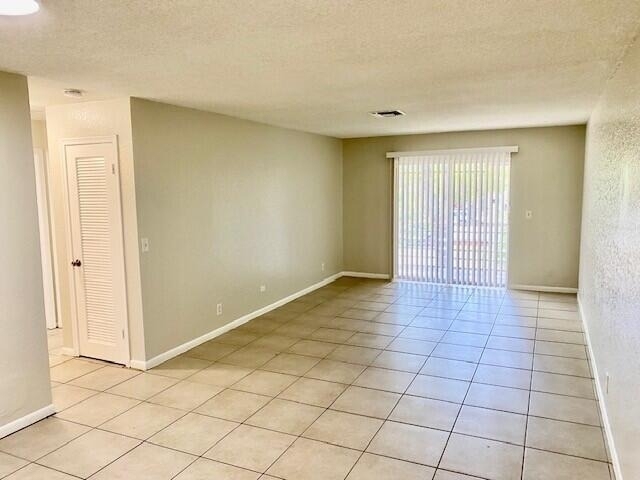 200 Croton Avenue - Photo 2