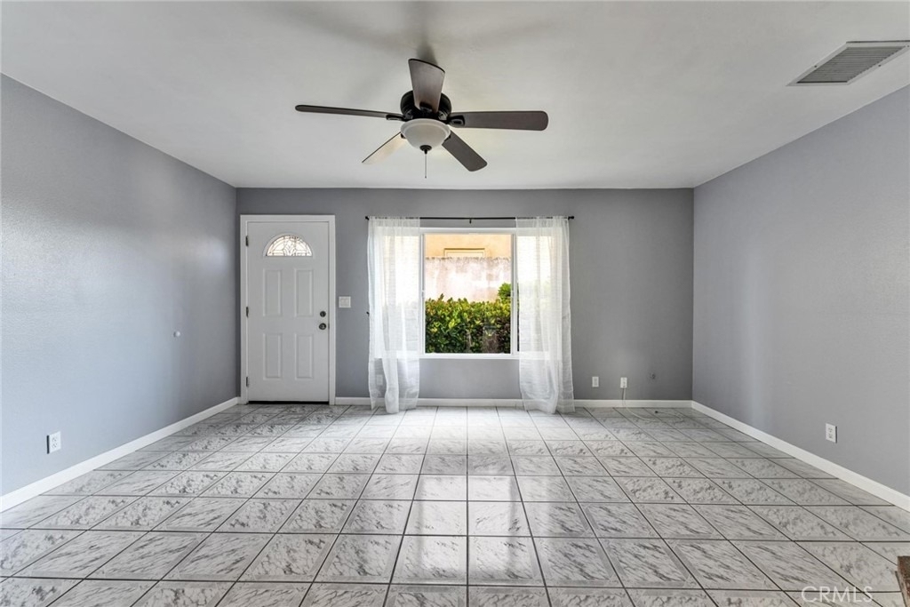5372 Clairemont Mesa Blvd - Photo 5