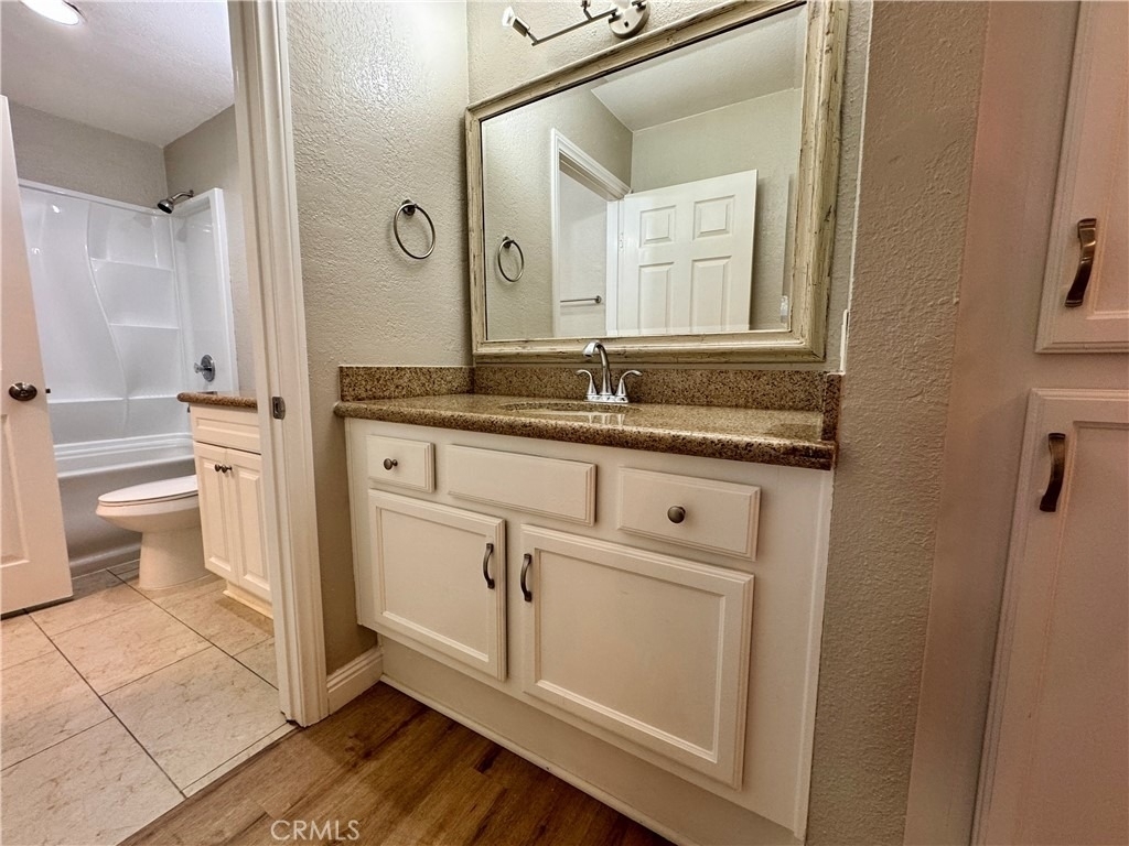 432 Edgehill - Photo 18