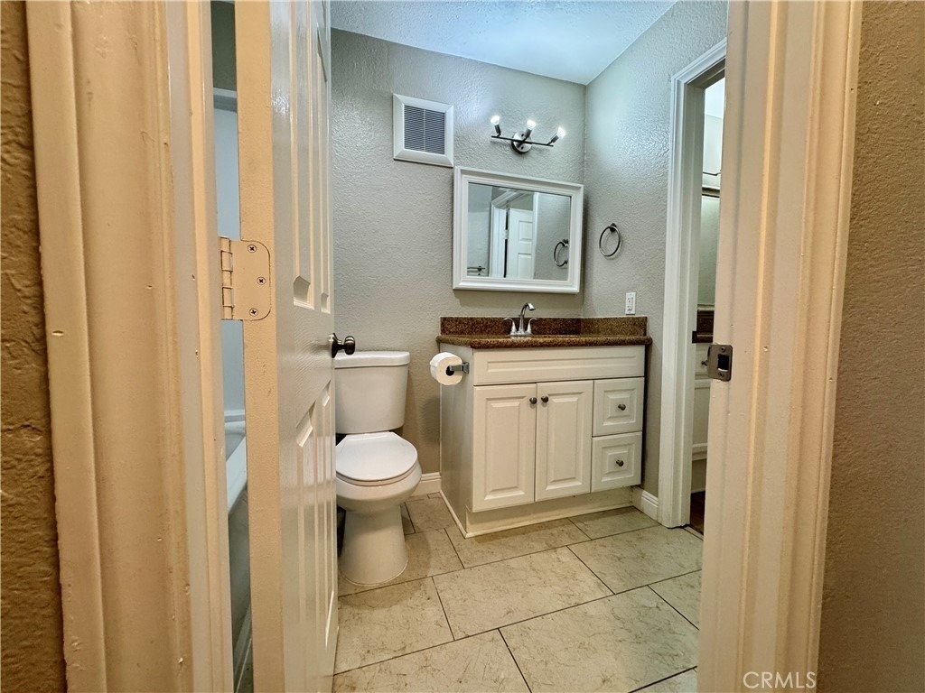 432 Edgehill - Photo 19