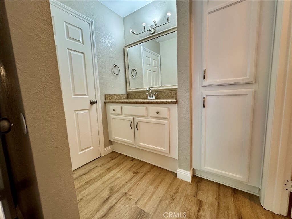 432 Edgehill - Photo 17