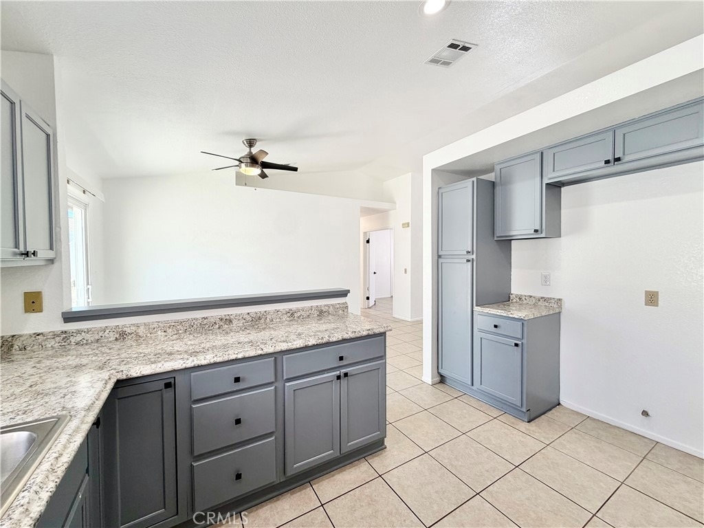29677 Woodlands Avenue - Photo 10