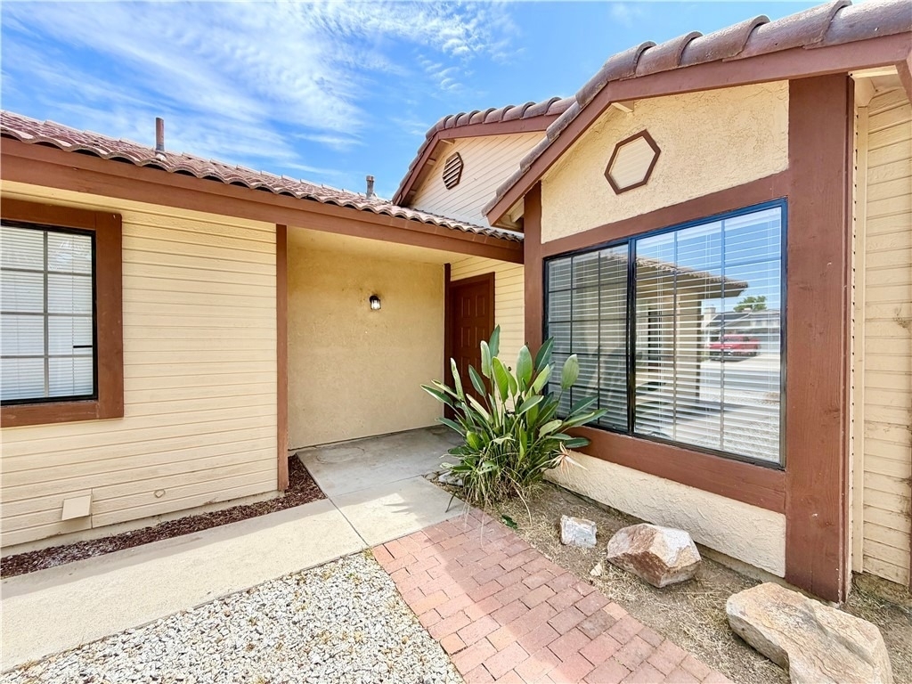 29677 Woodlands Avenue - Photo 3