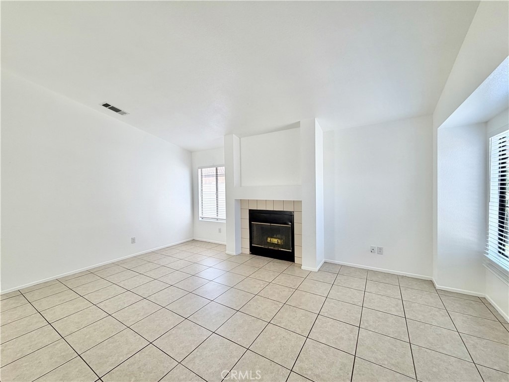 29677 Woodlands Avenue - Photo 4