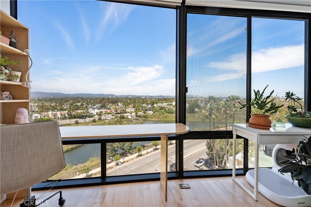 4265 Marina City Drive - Photo 20
