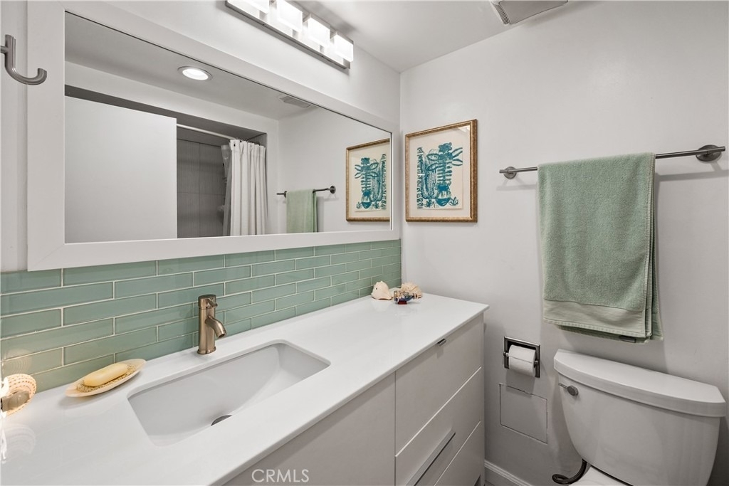 4265 Marina City Drive - Photo 17