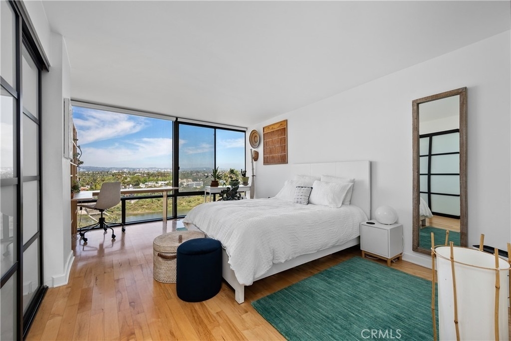 4265 Marina City Drive - Photo 18