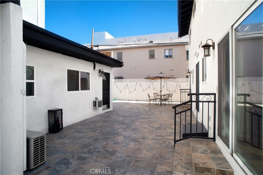 11267 Otsego Street - Photo 8