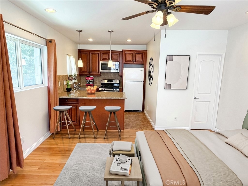 11267 Otsego Street - Photo 2