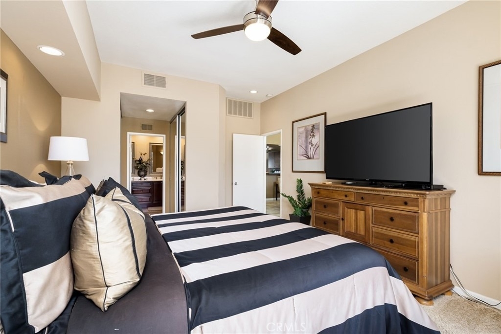 54137 Oak Hill - Photo 19