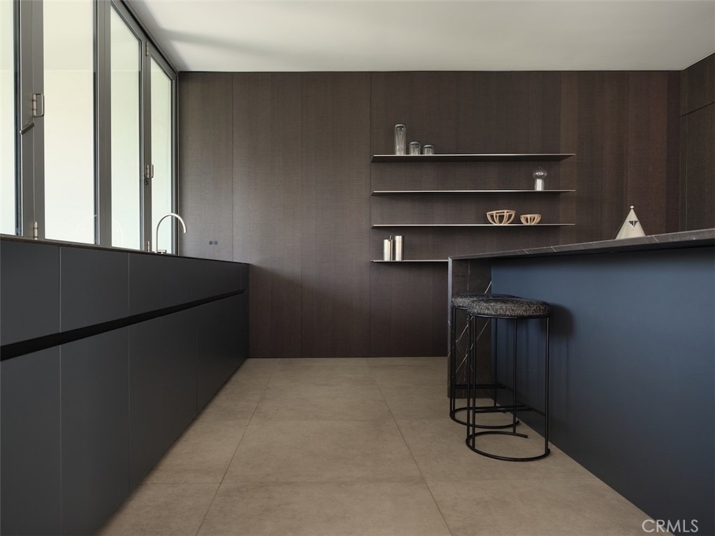838 N Kings Road - Photo 3