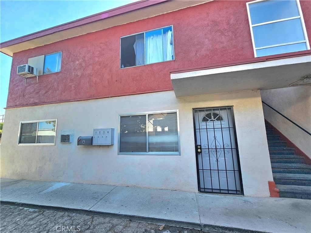 1651 E 42nd Street - Photo 0