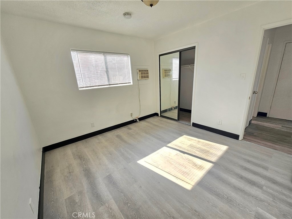1651 E 42nd Street - Photo 5