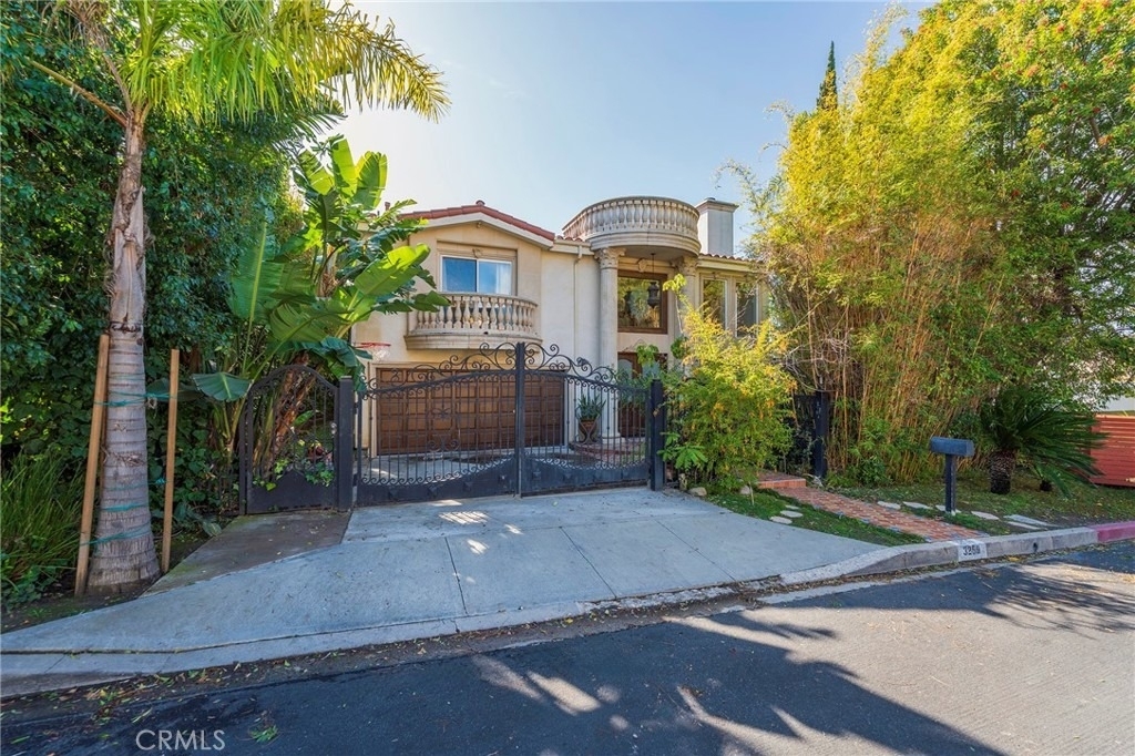 3259 Malcolm - Photo 1
