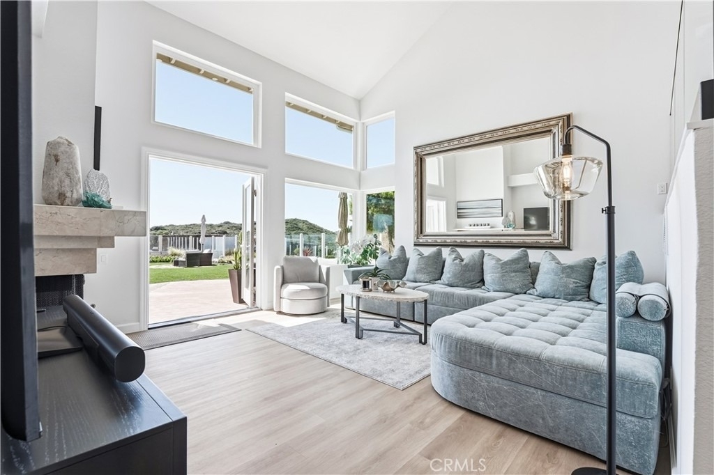 83 Palm Beach Court - Photo 16