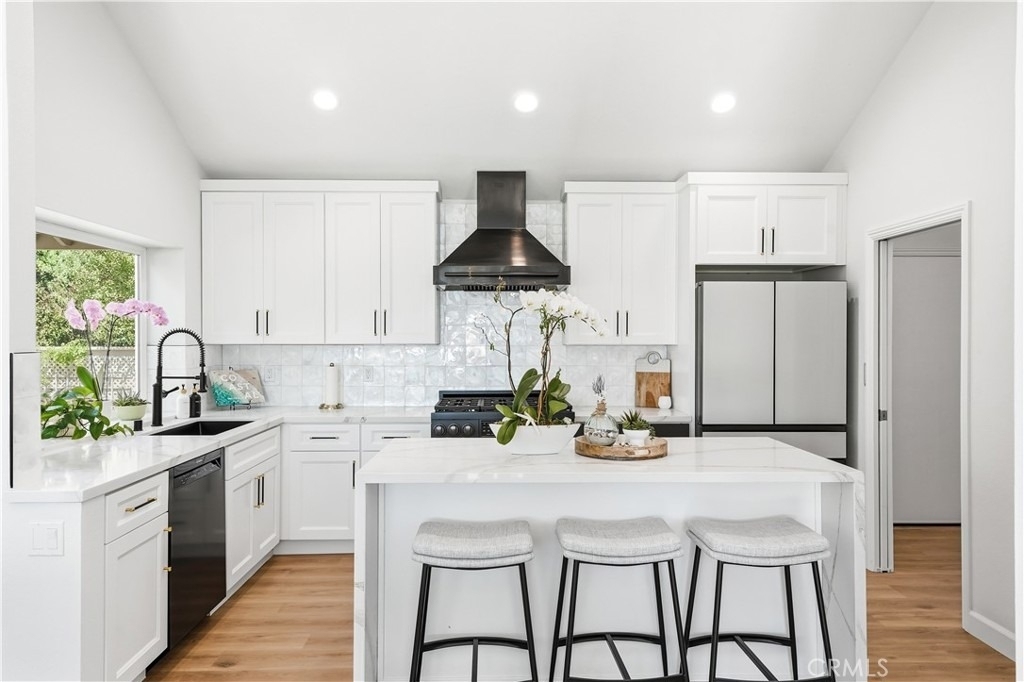 83 Palm Beach Court - Photo 10