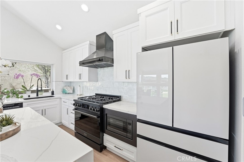 83 Palm Beach Court - Photo 12