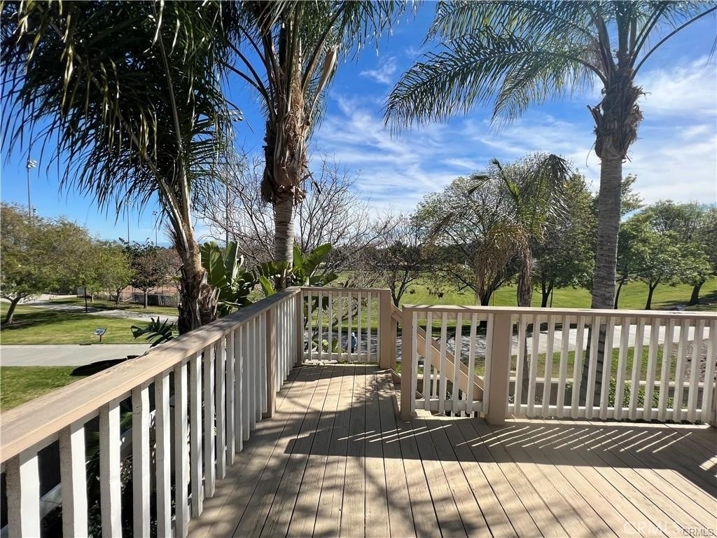 3299 Rexford - Photo 4