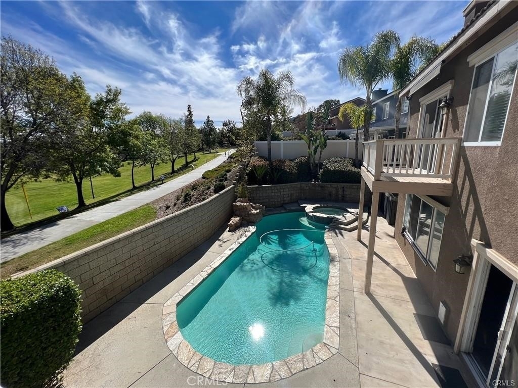 3299 Rexford - Photo 3