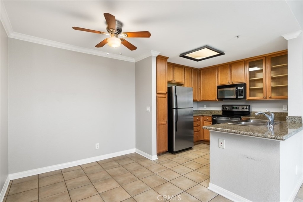 1035 La Terraza Circle - Photo 11
