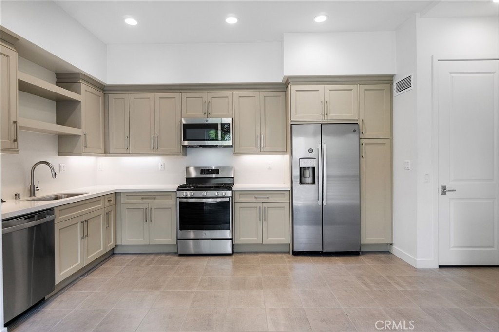 1632 Doheny Way - Photo 2