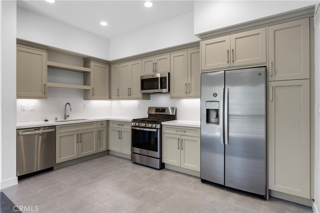 1632 Doheny Way - Photo 1