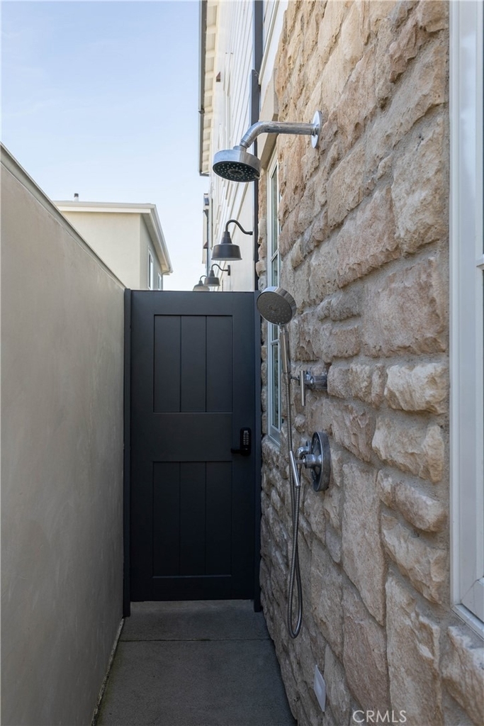 400 40th Street - Photo 29