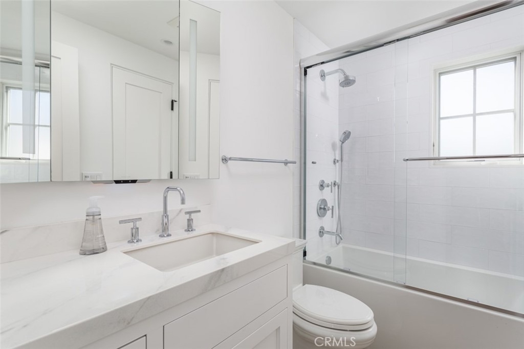 400 40th Street - Photo 18