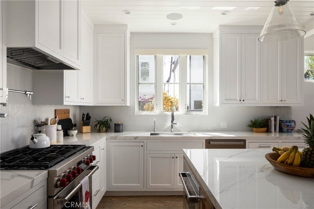 400 40th Street - Photo 4