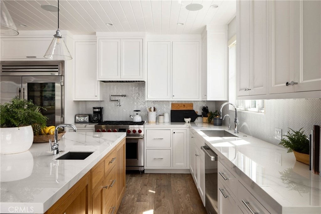 400 40th Street - Photo 5