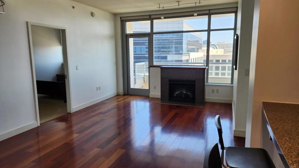 700 W E Street - Photo 5