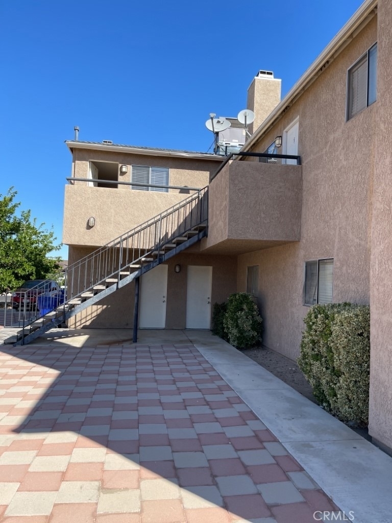 13757 Greenwood Place - Photo 1