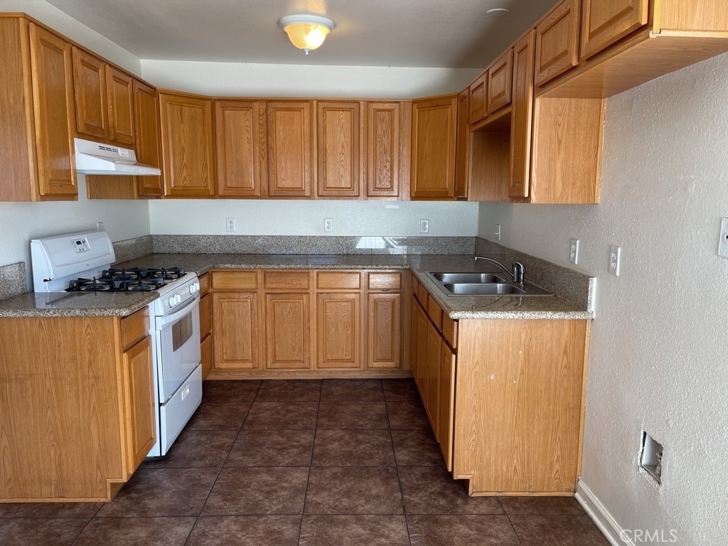 13757 Greenwood Place - Photo 7