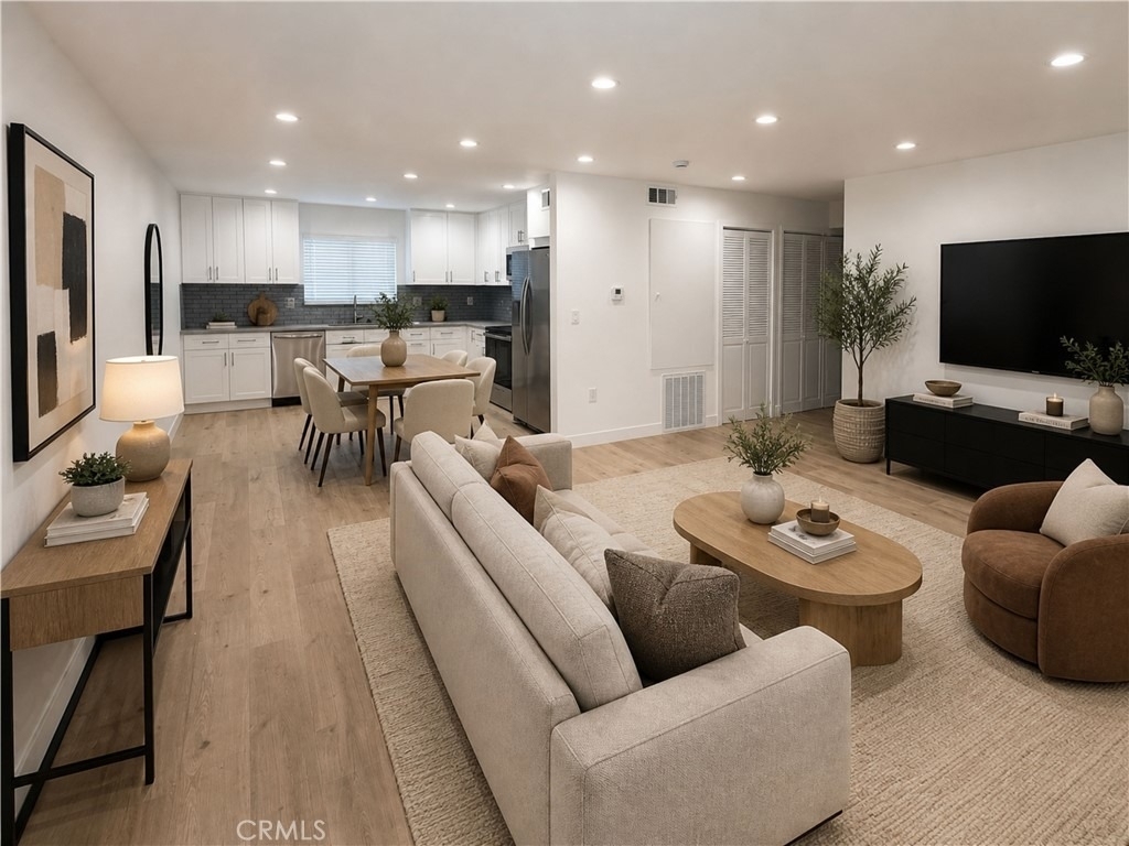 6709 Denny Ave - Photo 1