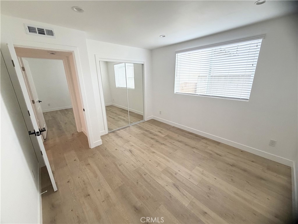 6709 Denny Ave - Photo 5