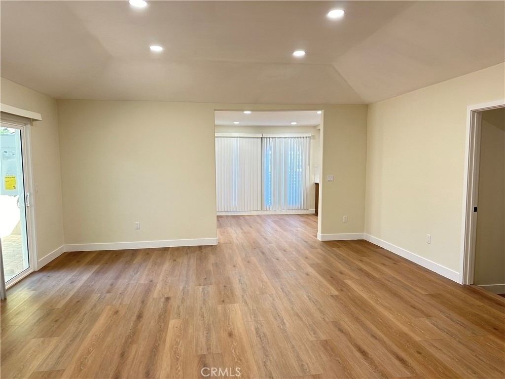 7321 Darby Place - Photo 2