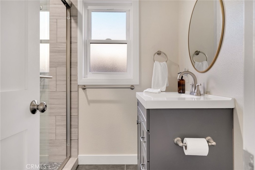 225 E Arrow - Photo 29