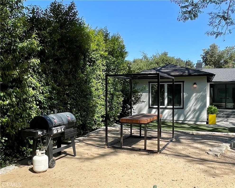 225 E Arrow - Photo 46